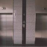 急激な環境の変化,気持ちの変動を意味する「エレベーター」の夢占い15診断